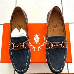 NWT never worn Indigo/Denim Martin Dingman Seaside horse bit canvas Loafer sz 11